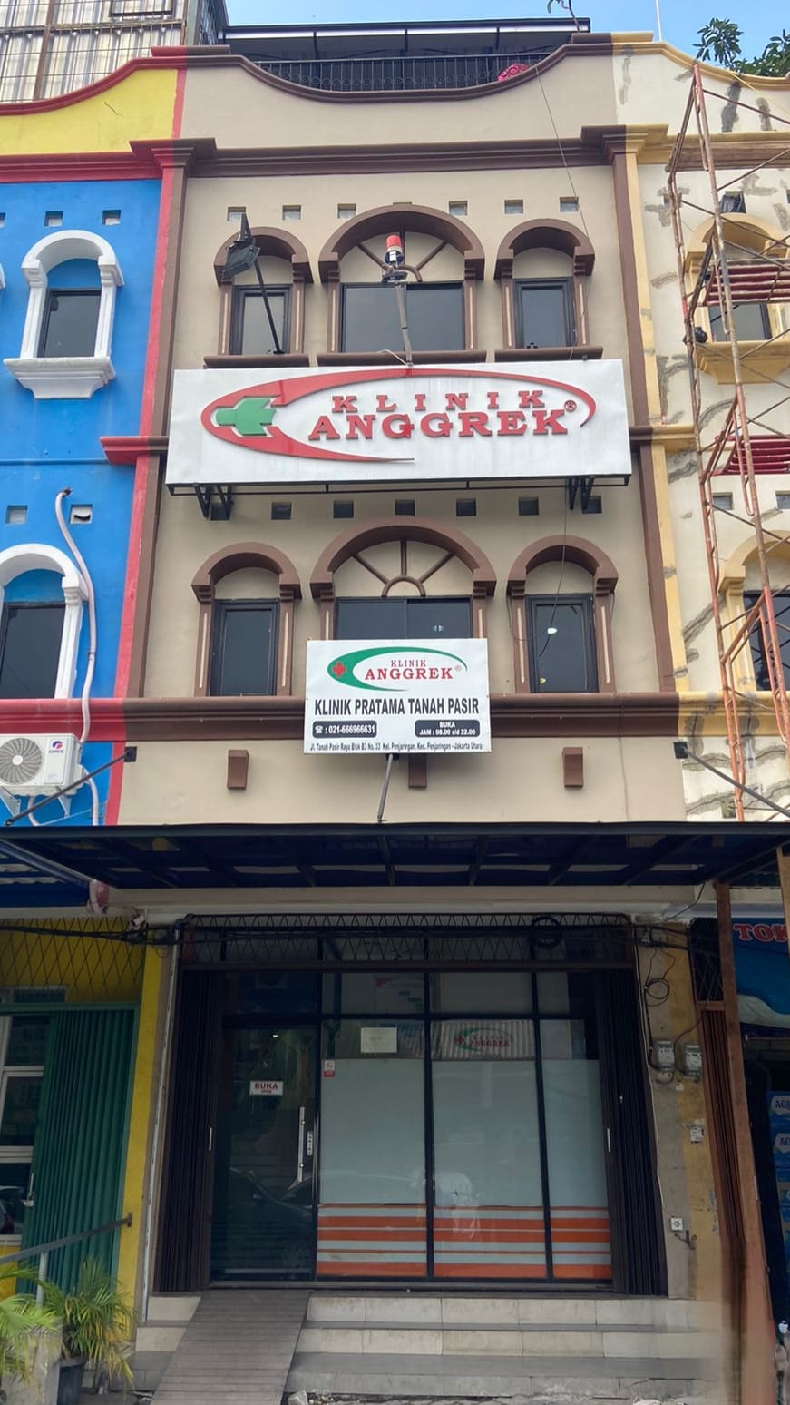 Klinik Anggrek Tanah Pasir